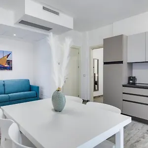 Elegance - Siroli Collection Aparthotel